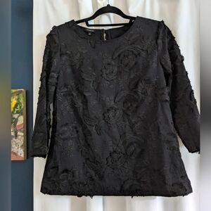 Womens Talbots Black Floral Appliqué Embroidery Top Blouse Size 8 Round Neck